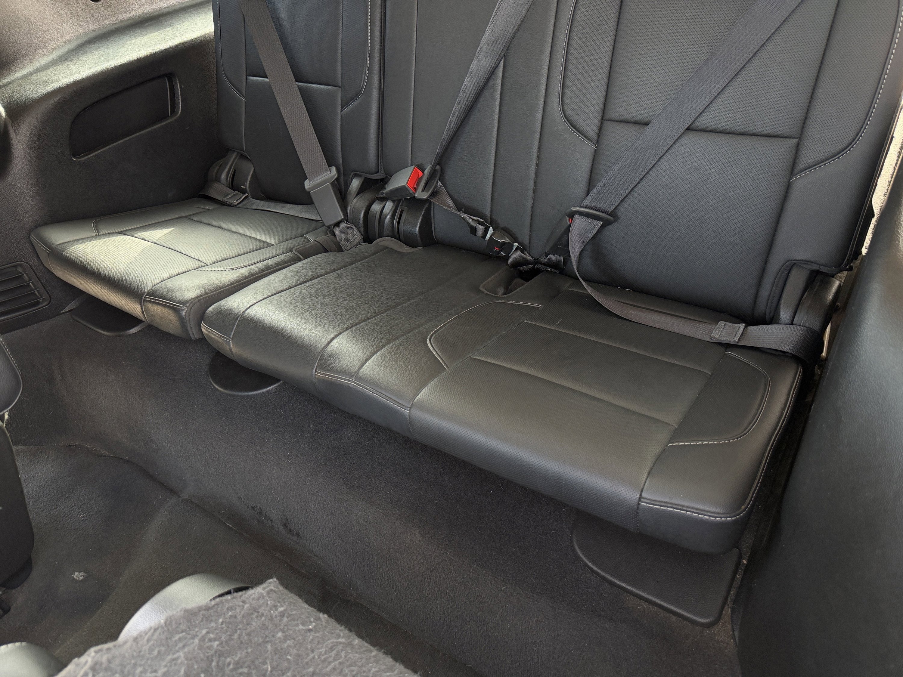 Used 2020 Chevrolet Suburban Premier image 23