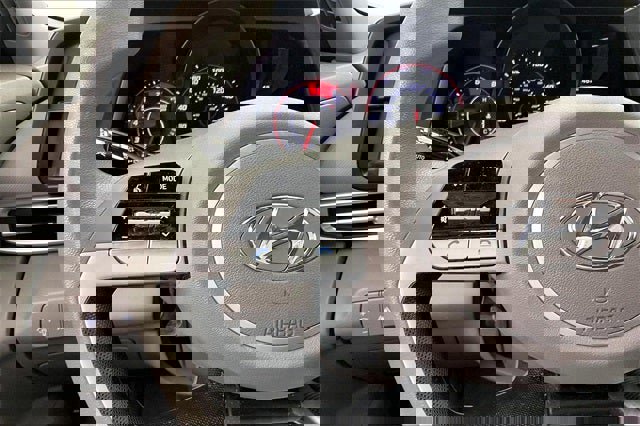 Certified 2023 Hyundai Elantra SEL w/ Cargo Package image 22