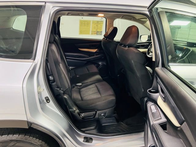 Used 2019 Subaru Ascent 8-Passenger image 27