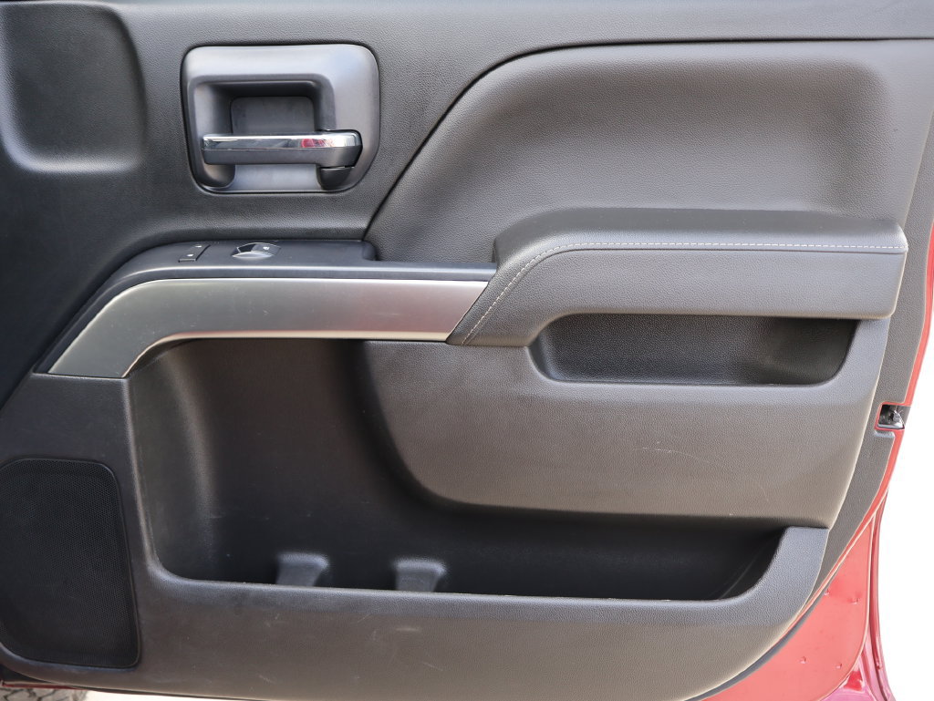 Used 2018 Chevrolet Silverado 1500 LT w/ All Star Edition AWD/4WD image 8