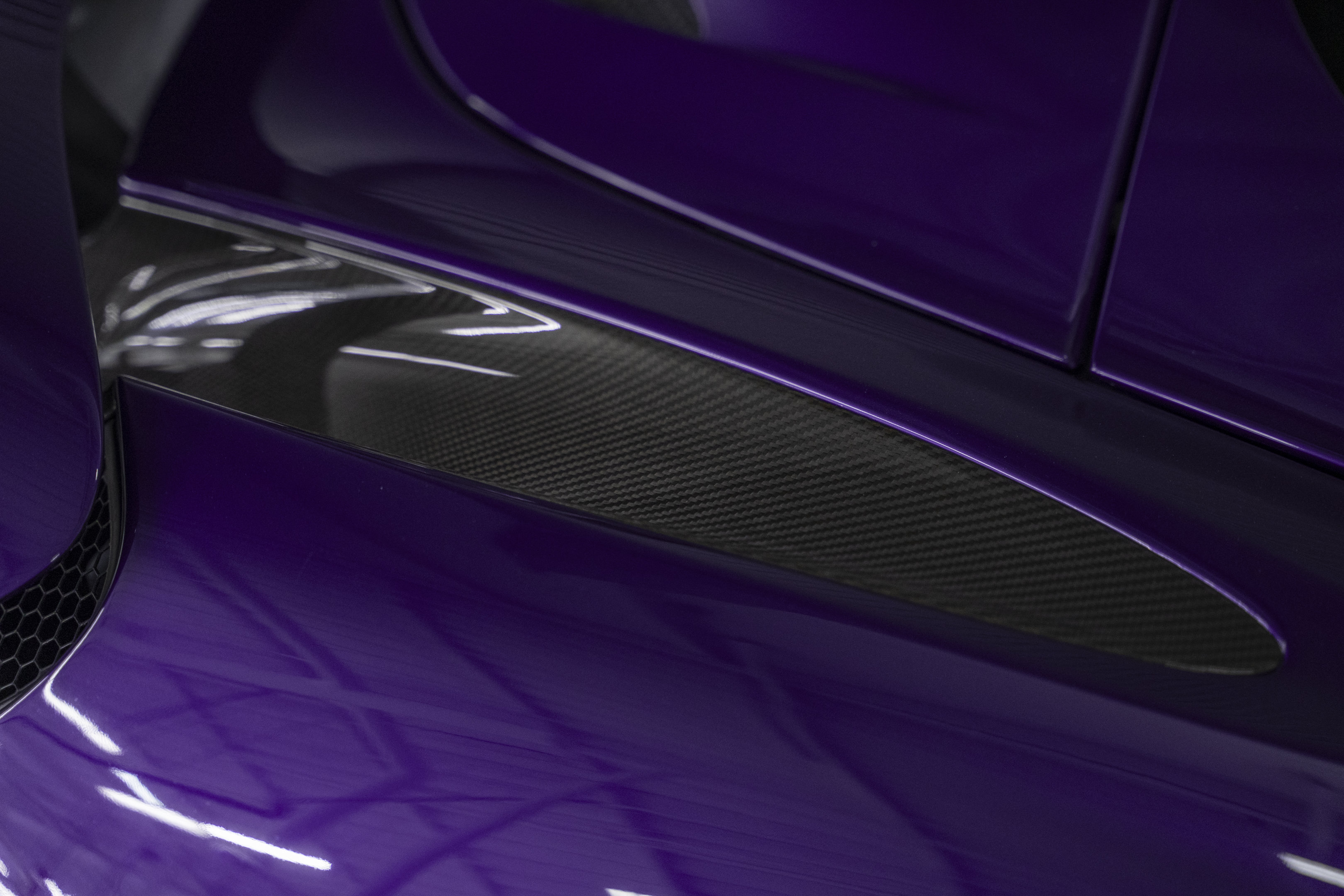 Used 2022 McLaren 720S Spider RWD image 16