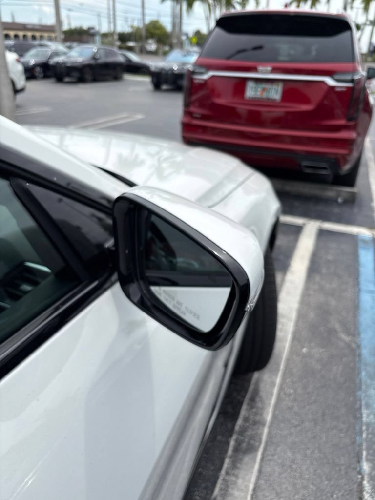 Used 2024 BMW i4 eDrive40 w/ M Sport Package RWD image 9