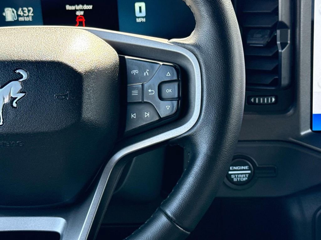 Used 2025 Ford Bronco Big Bend image 18