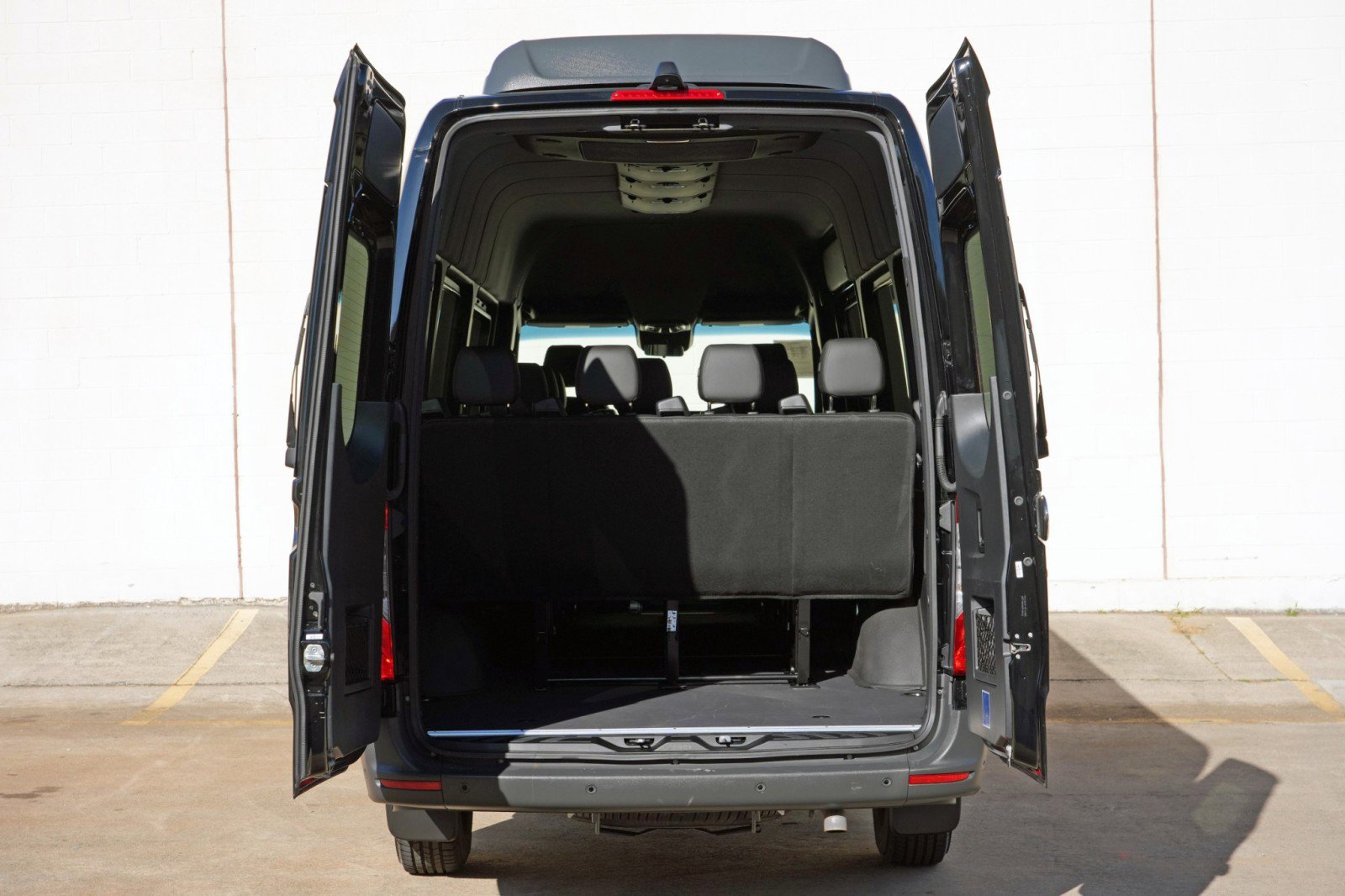 Used 2024 Mercedes-Benz Sprinter 2500 image 10