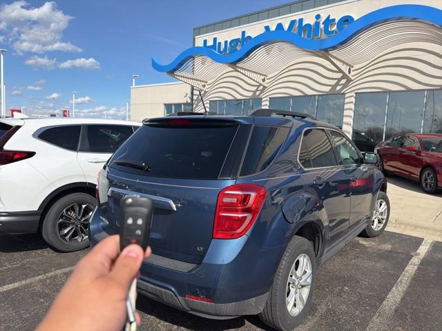 Used 2017 Chevrolet Equinox LT w/ Convenience Package image 3