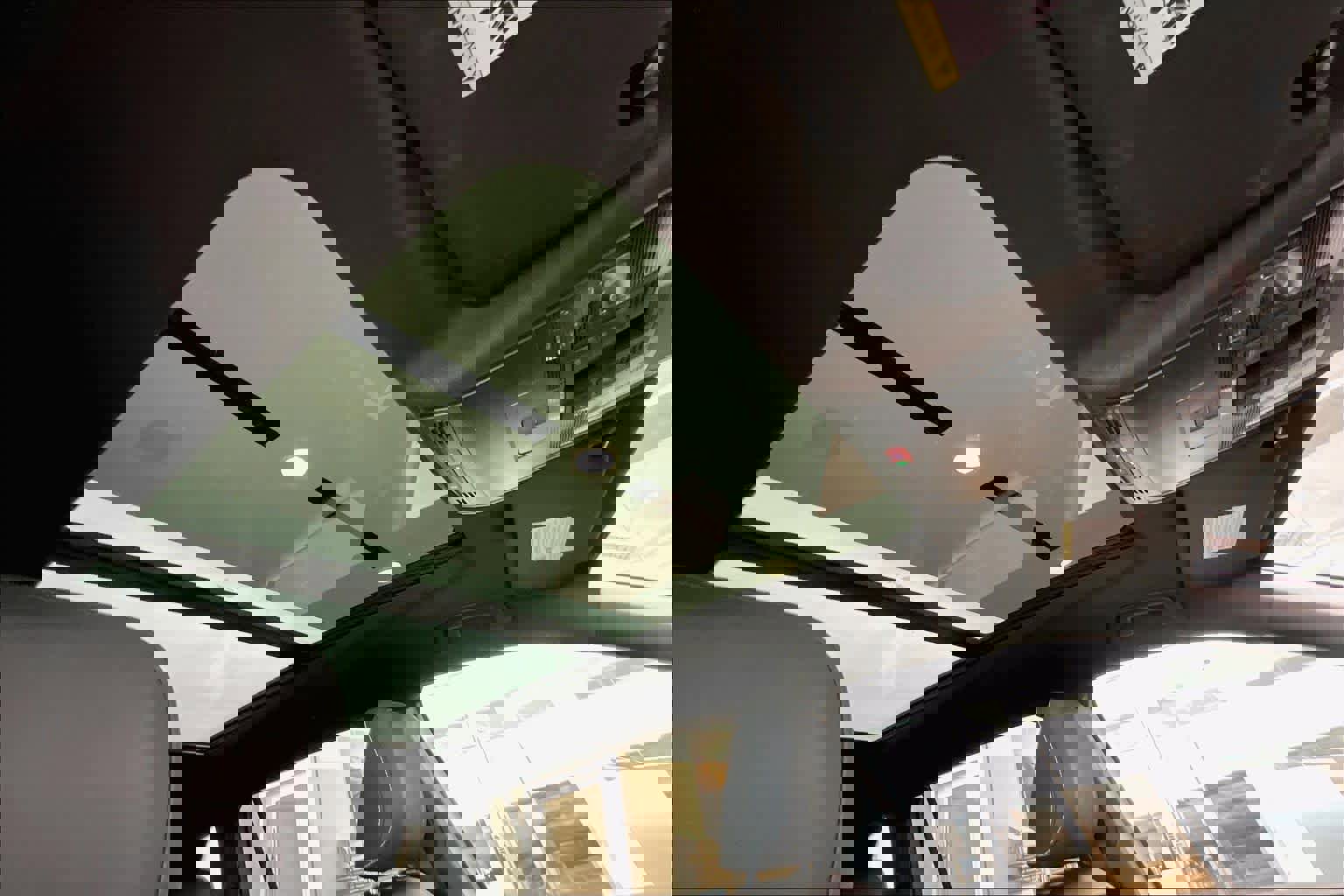 Used 2023 Volkswagen Tiguan SE R-Line image 13