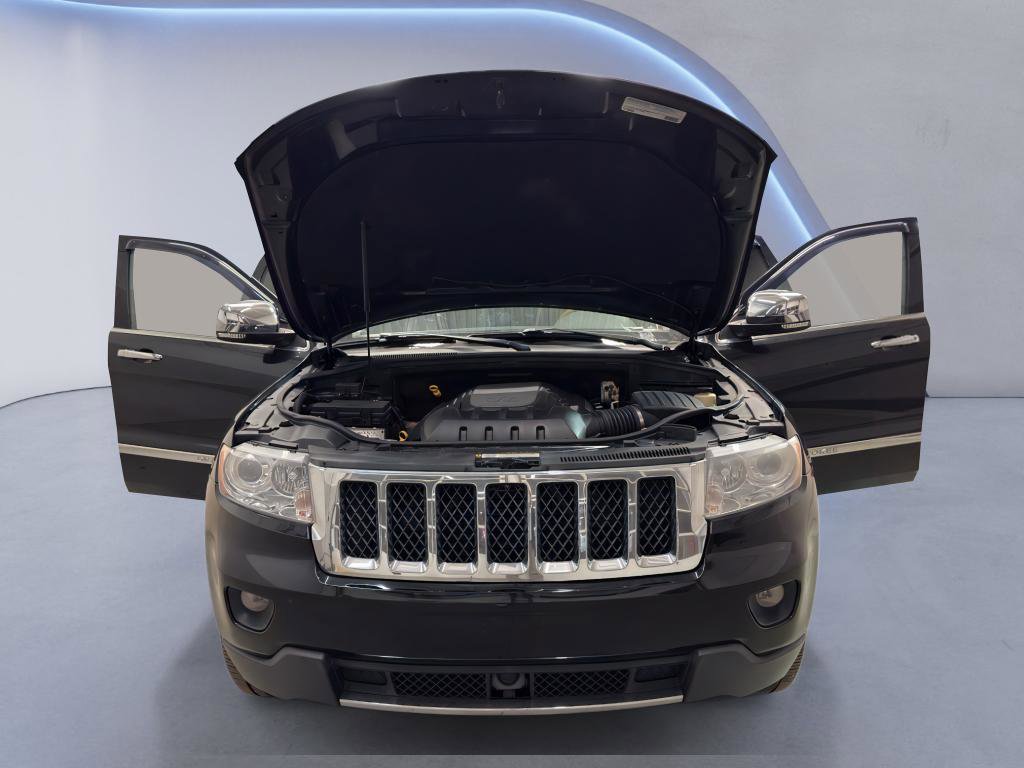 Used 2012 Jeep Grand Cherokee Overland image 8