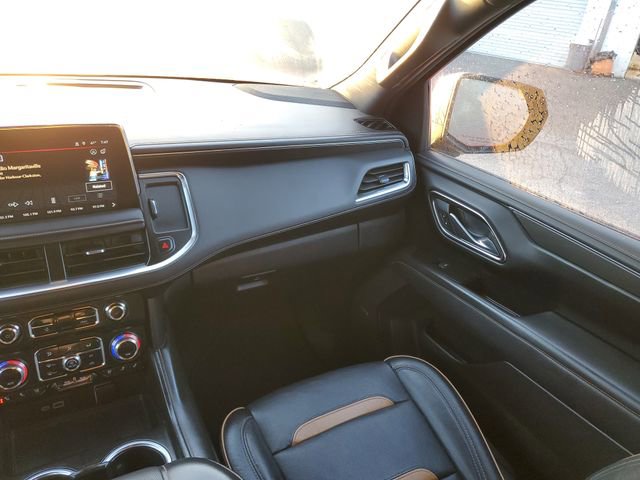 Used 2024 GMC Yukon XL AT4 w/ Technology Package image 14