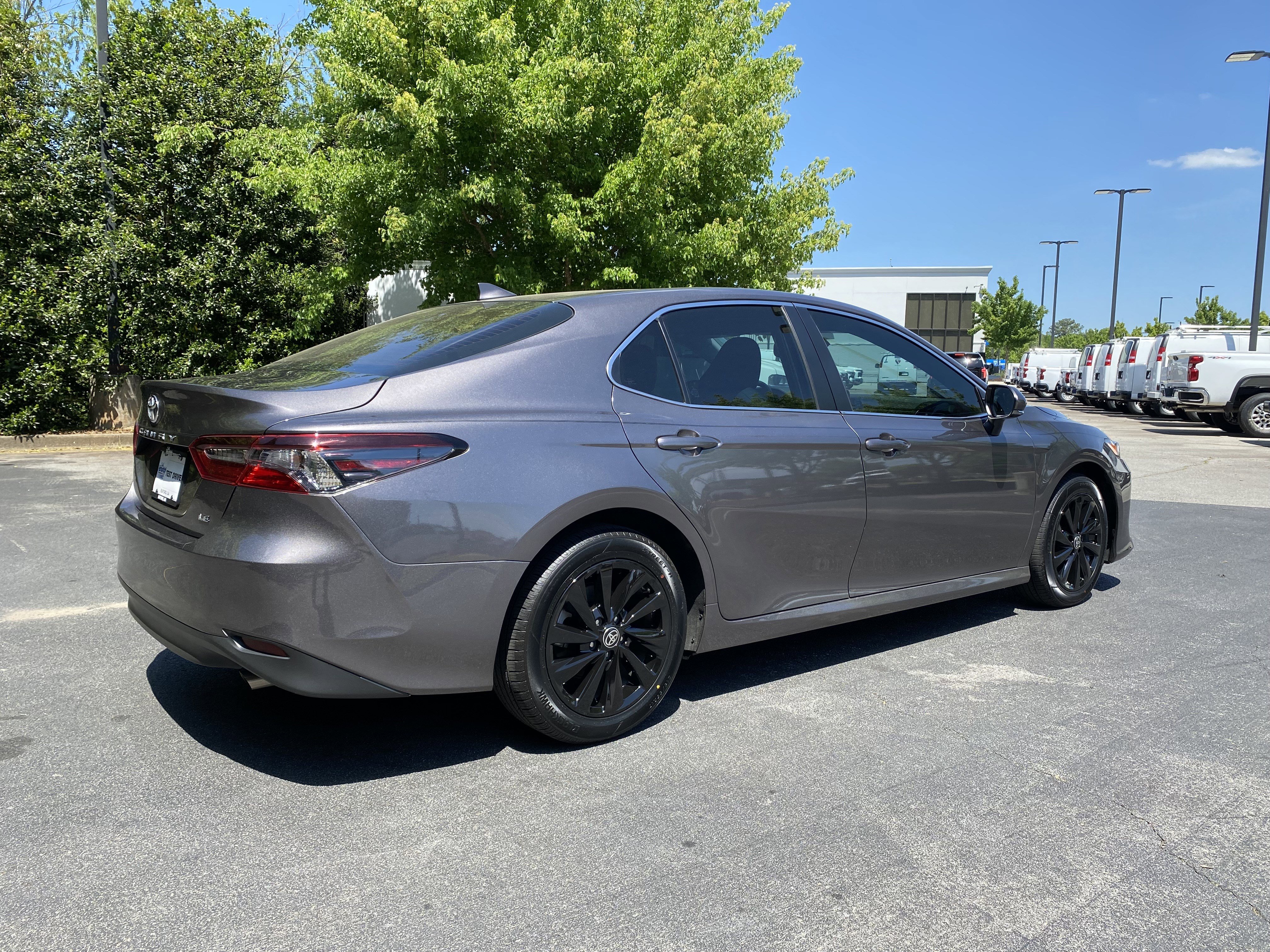 Used 2024 Toyota Camry LE w/ Convenience Package FWD image 9