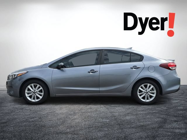 Used 2017 Kia Forte S FWD image 7