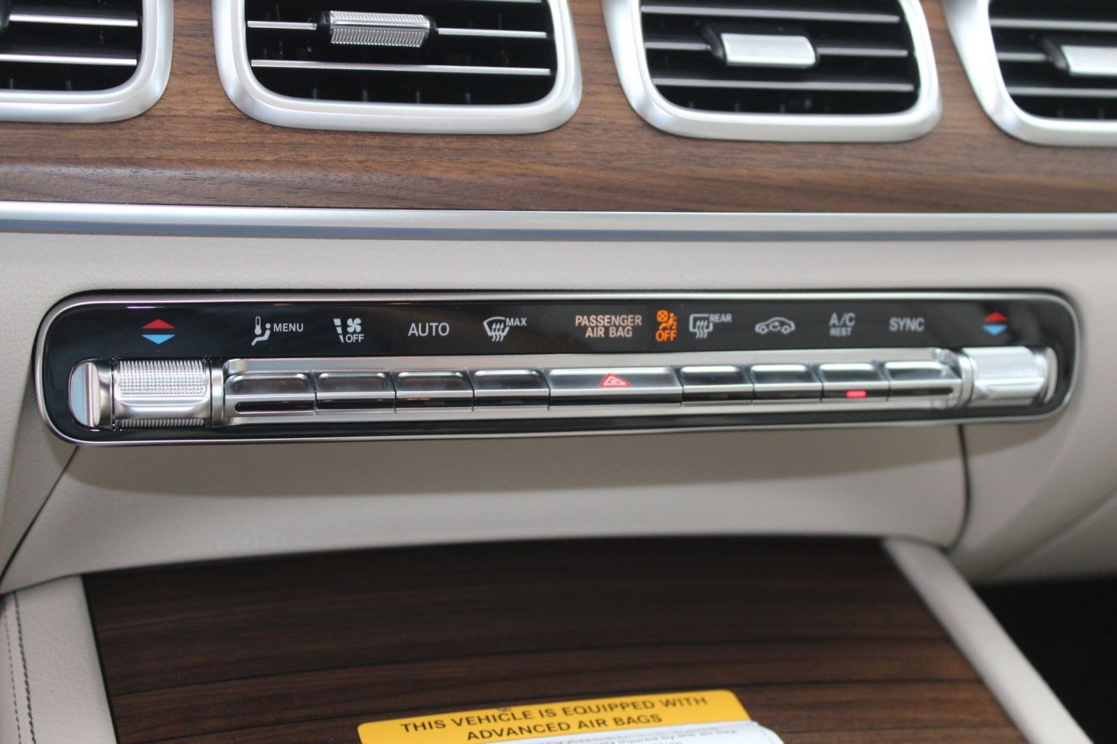 New 2026 Mercedes-Benz GLS 450 4MATIC image 18