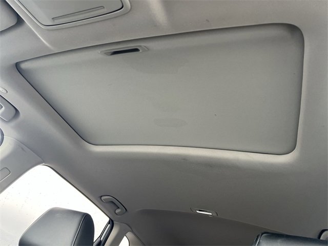 Used 2023 Honda CR-V EX-L image 11