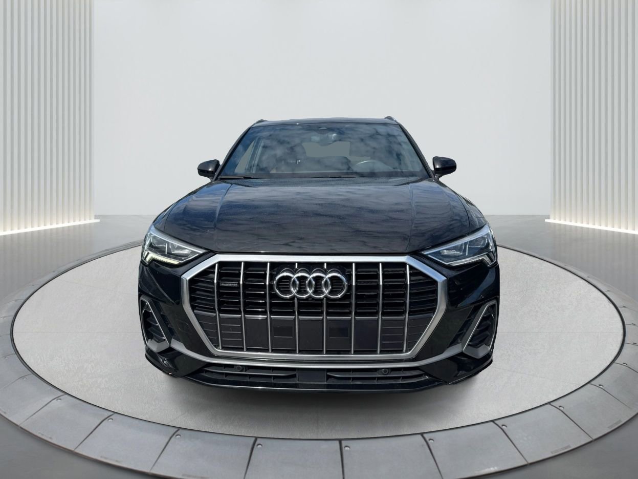 Used 2021 Audi Q3 2.0T Premium Plus w/ Premium Plus Package image 2