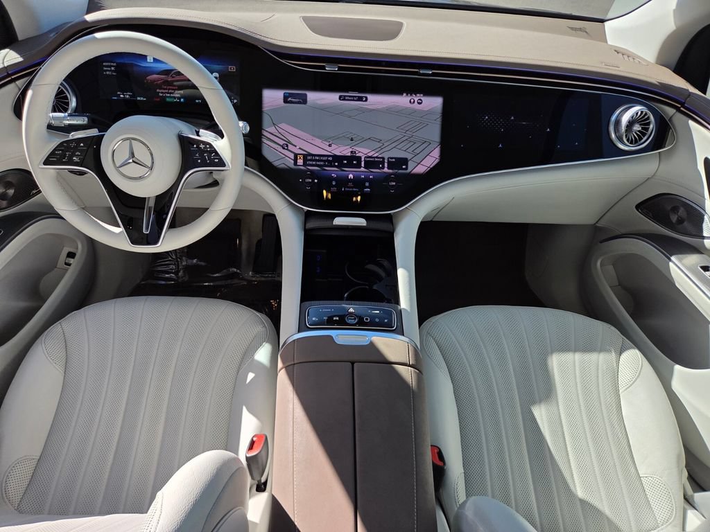 Used 2023 Mercedes-Benz EQS 580 4MATIC SUV image 18