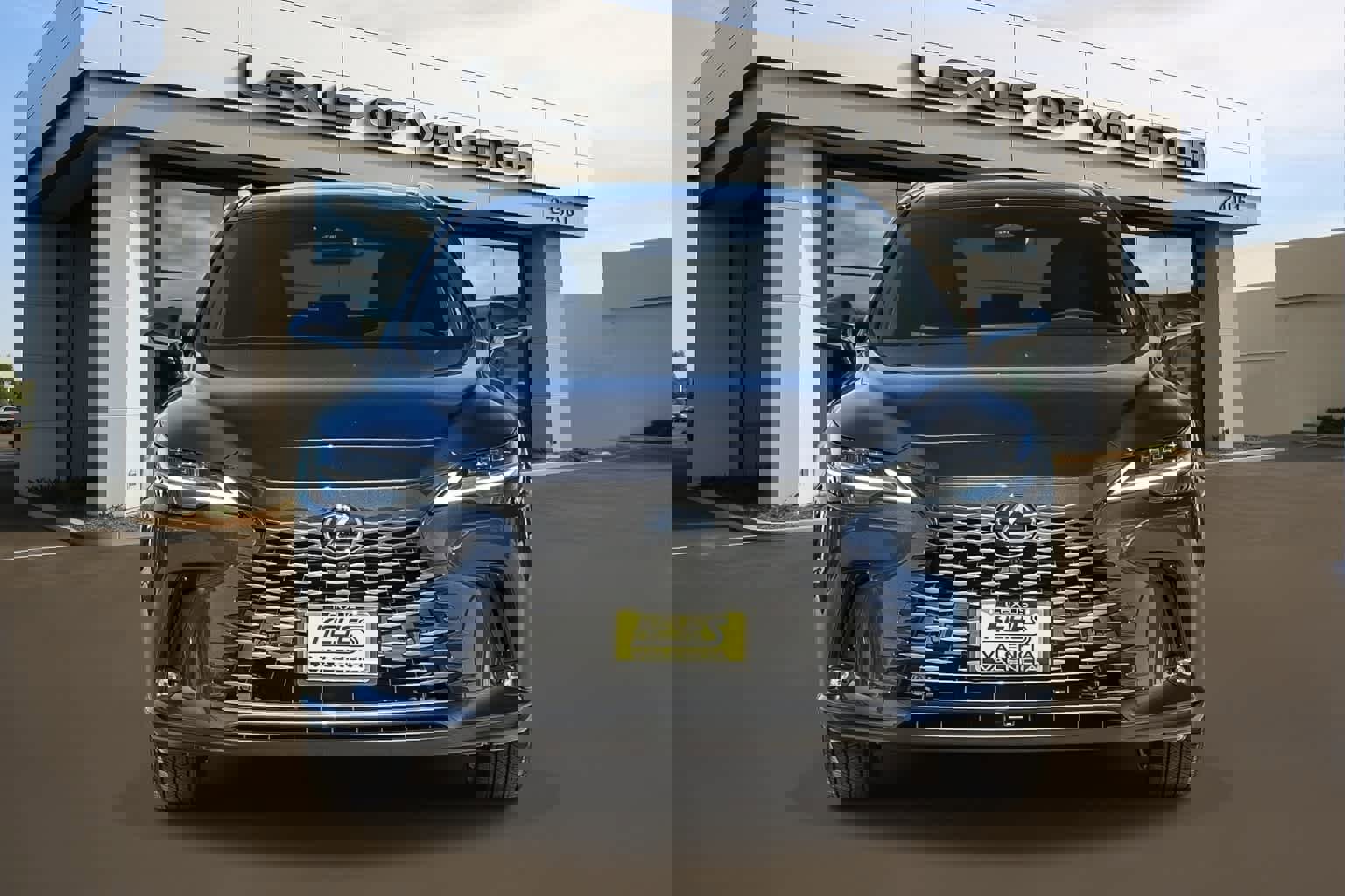 New 2026 Lexus RX 450h Luxury image 6