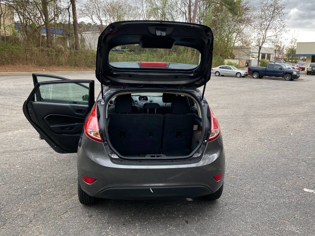 Used 2018 Ford Fiesta SE image 37