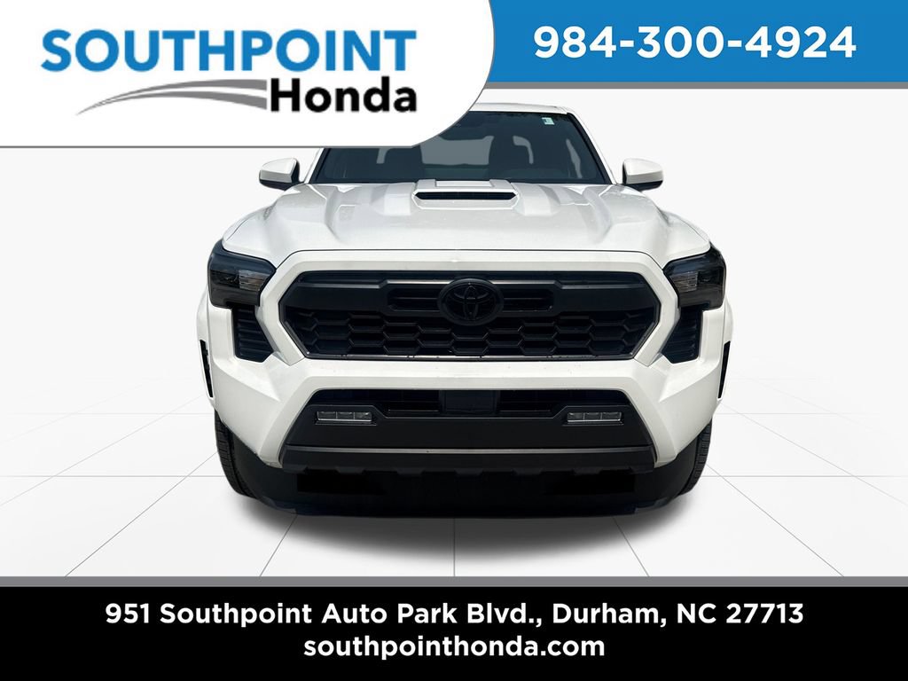 Used 2026 Toyota Tacoma TRD Sport AWD/4WD image 2