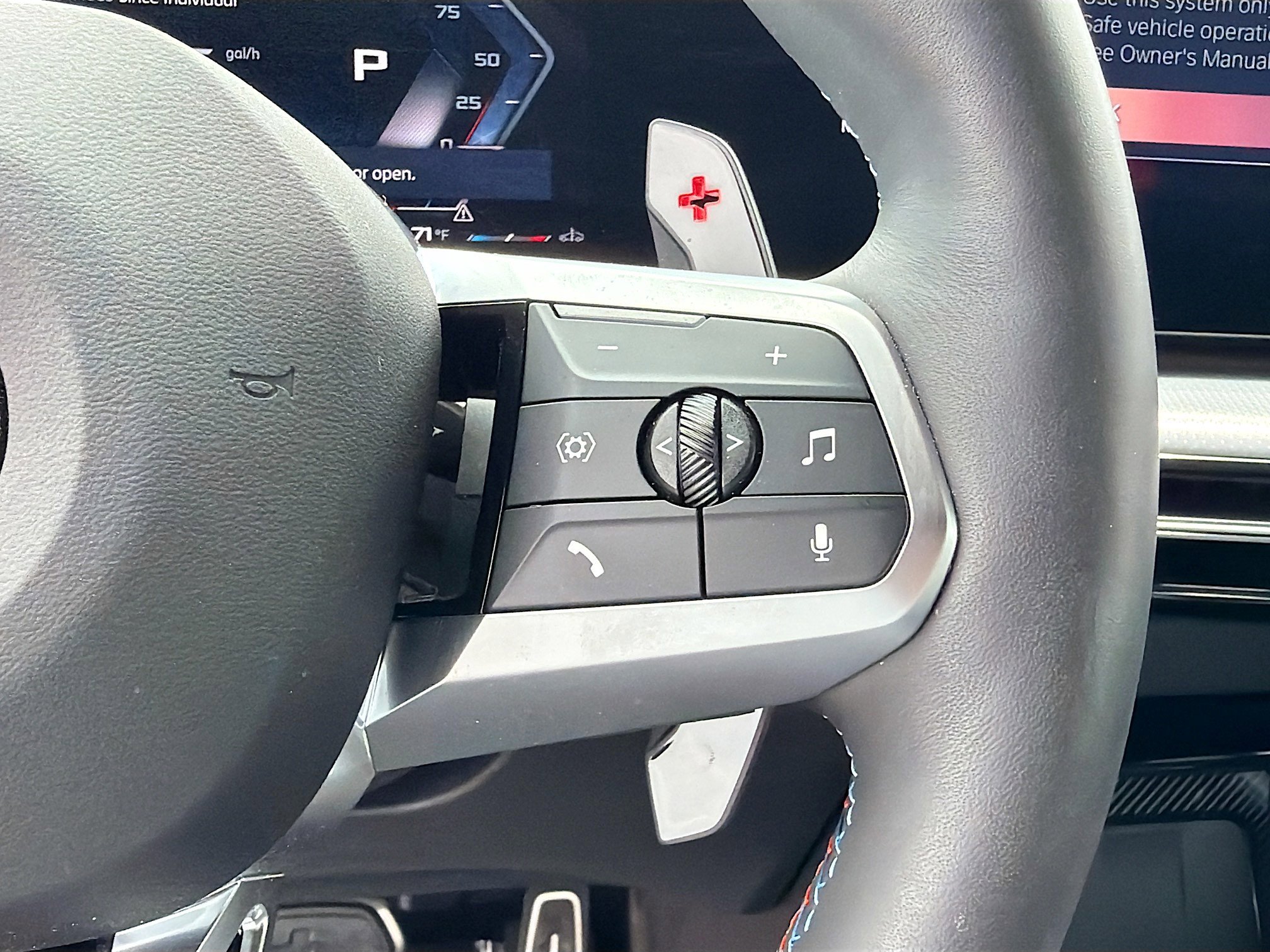 Used 2025 BMW X2 M35i image 38