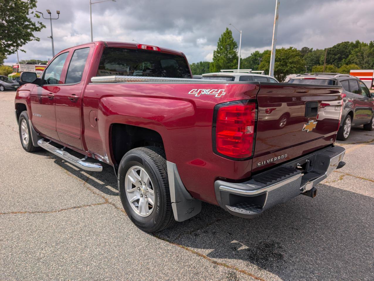 Used 2017 Chevrolet Silverado 1500 LT w/ All Star Edition AWD/4WD image 5