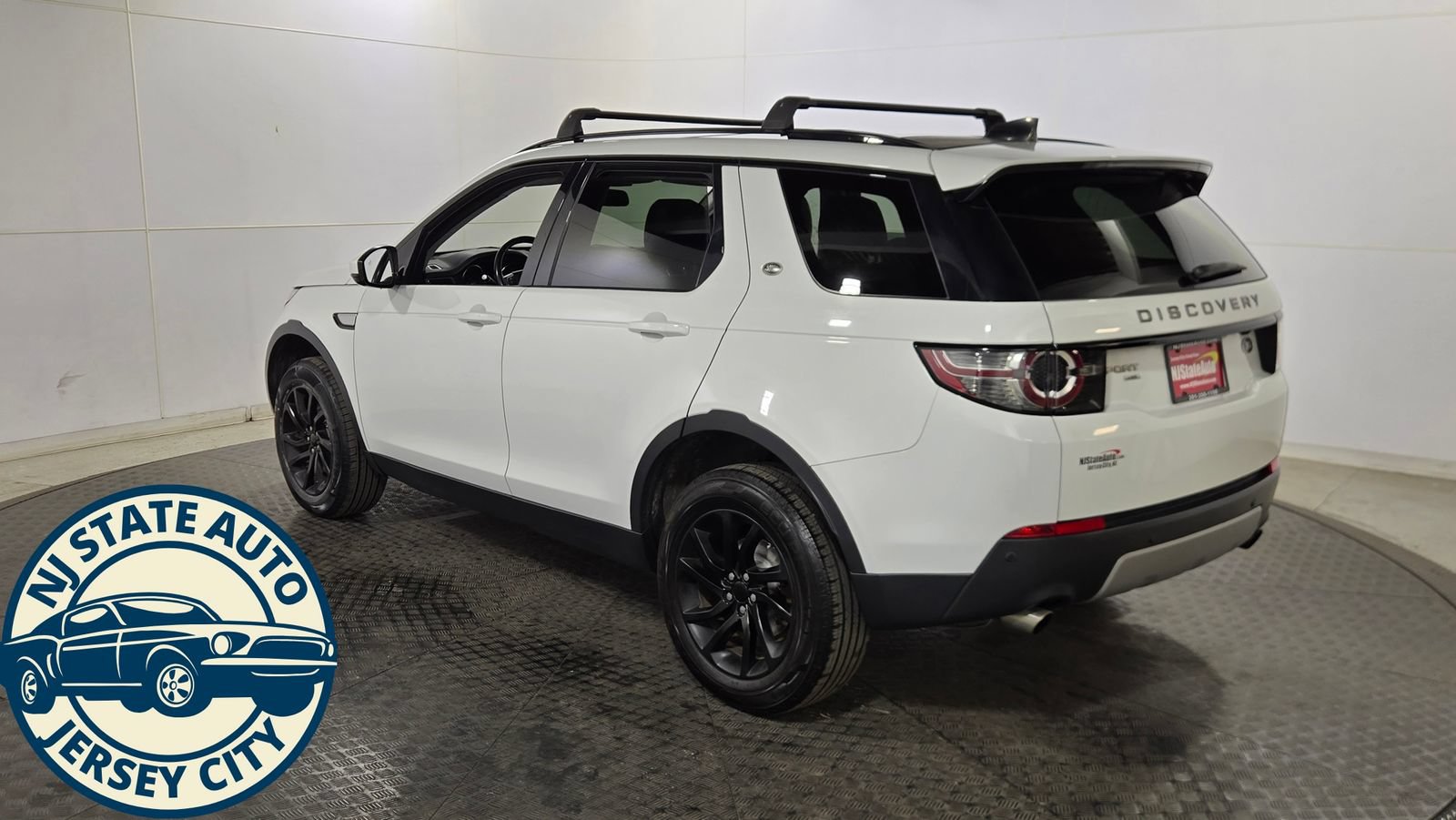 Used 2019 Land Rover Discovery Sport HSE AWD/4WD image 5