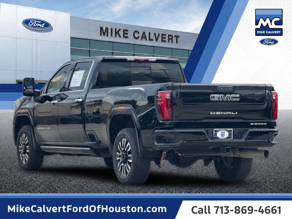 Used 2025 GMC Sierra 3500 Denali Ultimate AWD/4WD image 3