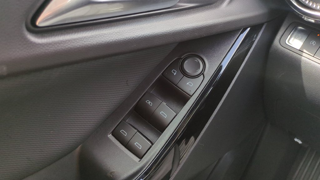 Used 2026 Chevrolet Equinox LT FWD image 21