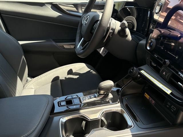 New 2026 Lexus NX 350h AWD w/ Premium Package image 28