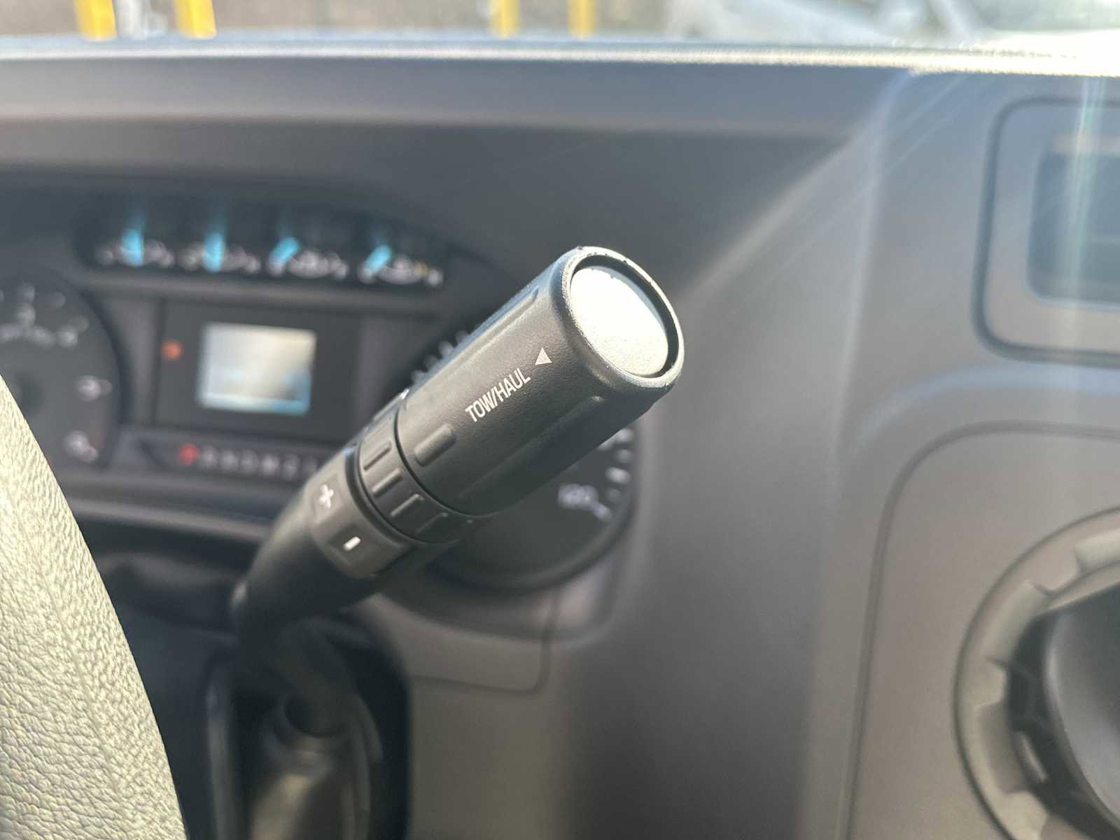 New 2026 Ford E-450 and Econoline 450 Super Duty w/ Power Equipment Group RWD image 38