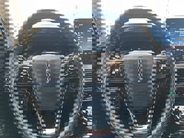 Used 2023 Lincoln Corsair Standard image 27