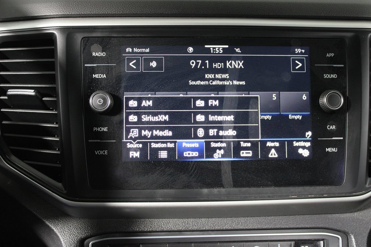 Used 2021 Volkswagen Atlas Cross Sport SE w/ Panoramic Sunroof Package AWD/4WD image 29