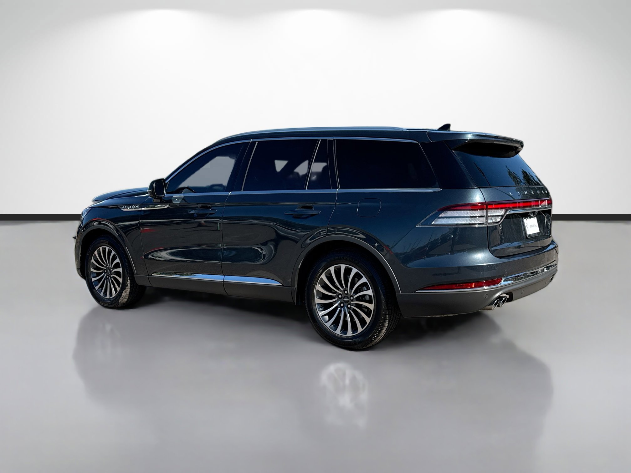 Used 2022 Lincoln Aviator Reserve w/ Elements Package Plus image 5