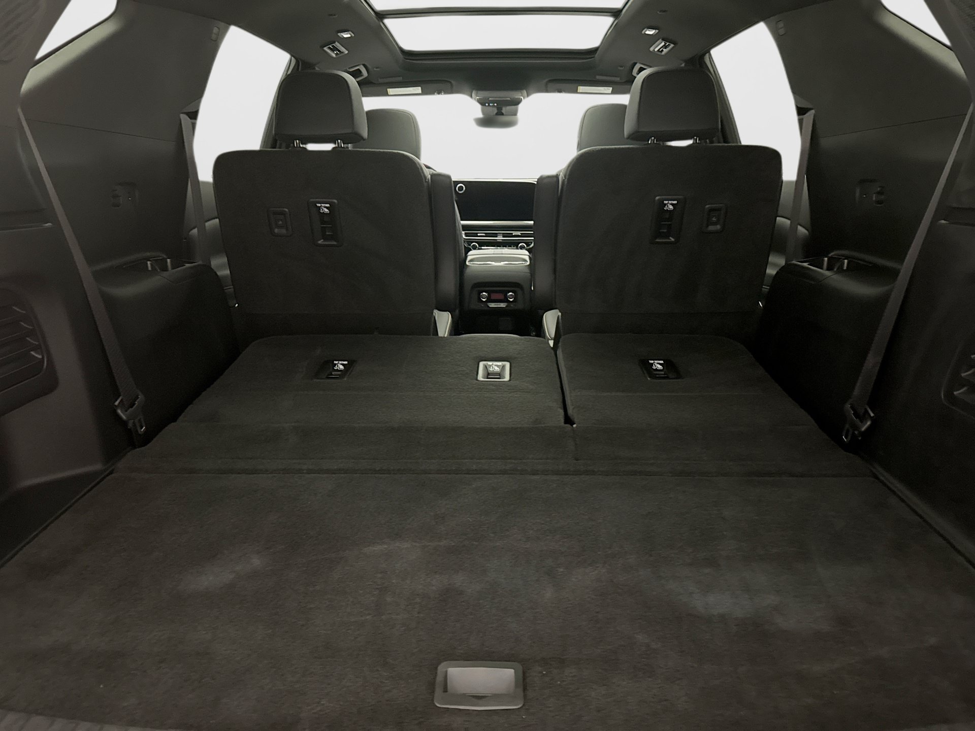 Used 2025 Chevrolet Traverse High Country w/ LPO, Floor Liner Package AWD/4WD image 26