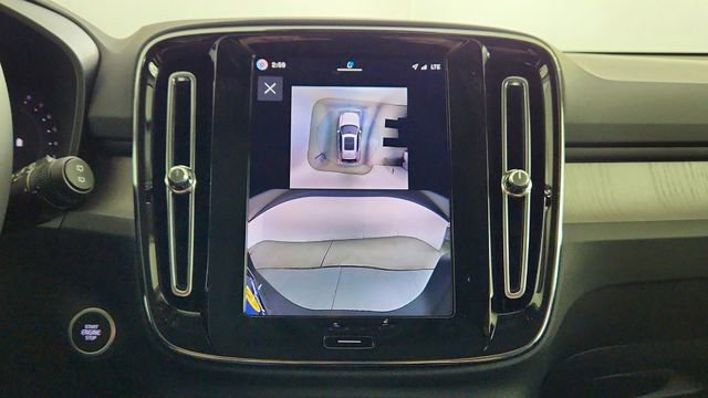 New 2026 Volvo XC40 B5 Ultra w/ Climate Package AWD/4WD image 44