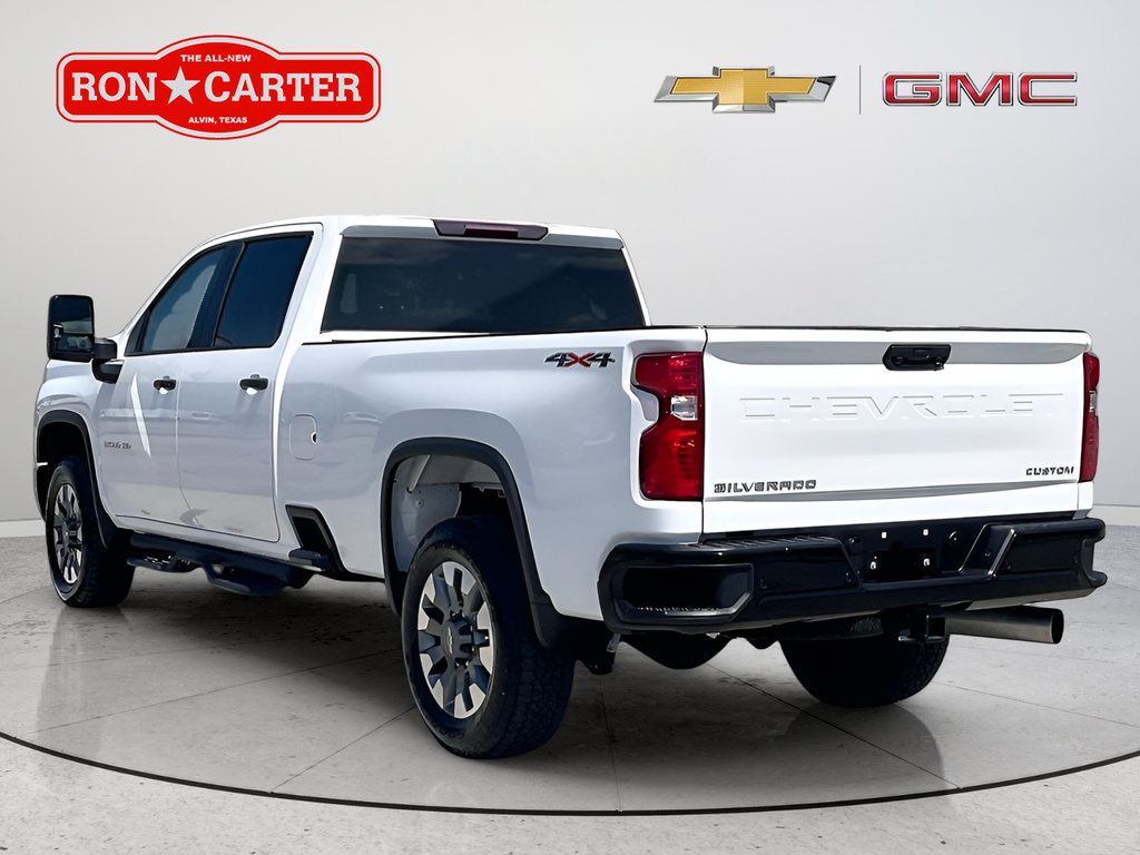 Used 2025 Chevrolet Silverado 2500 Custom w/ Custom Value Package AWD/4WD image 4