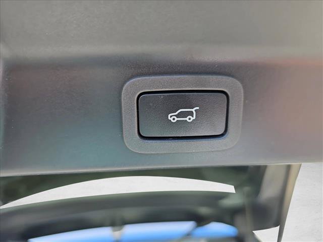 Used 2020 Jaguar F-PACE Checkered Flag AWD/4WD image 13