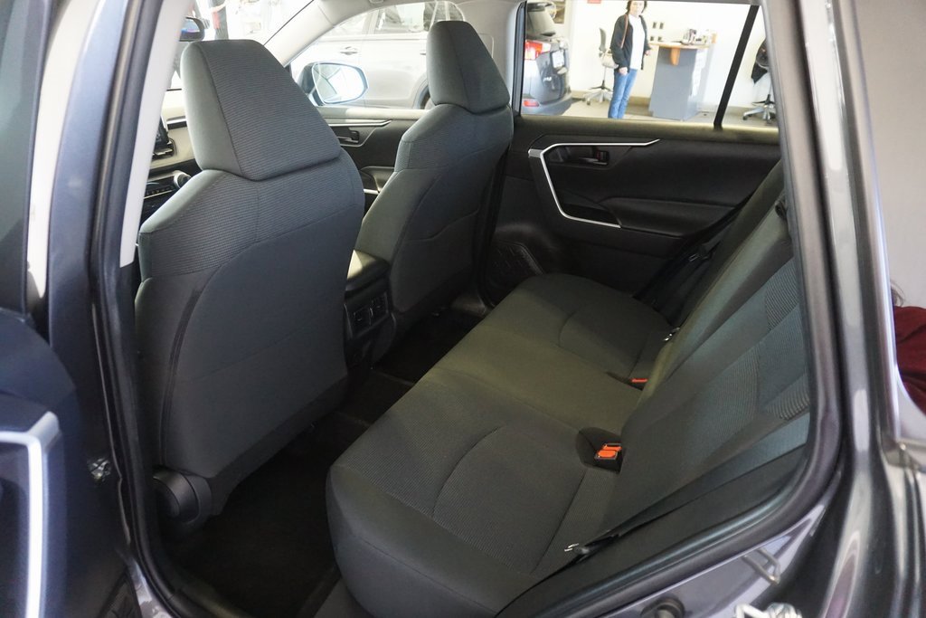 Certified 2022 Toyota RAV4 LE image 19