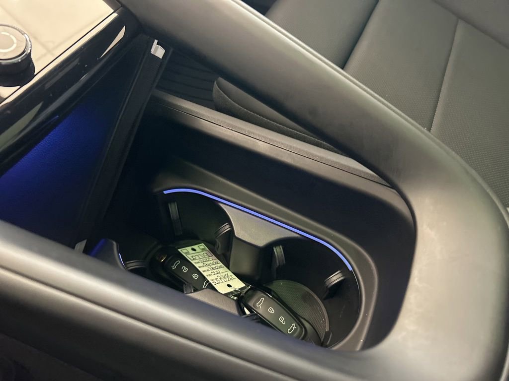 Used 2025 Porsche Macan Electric image 49