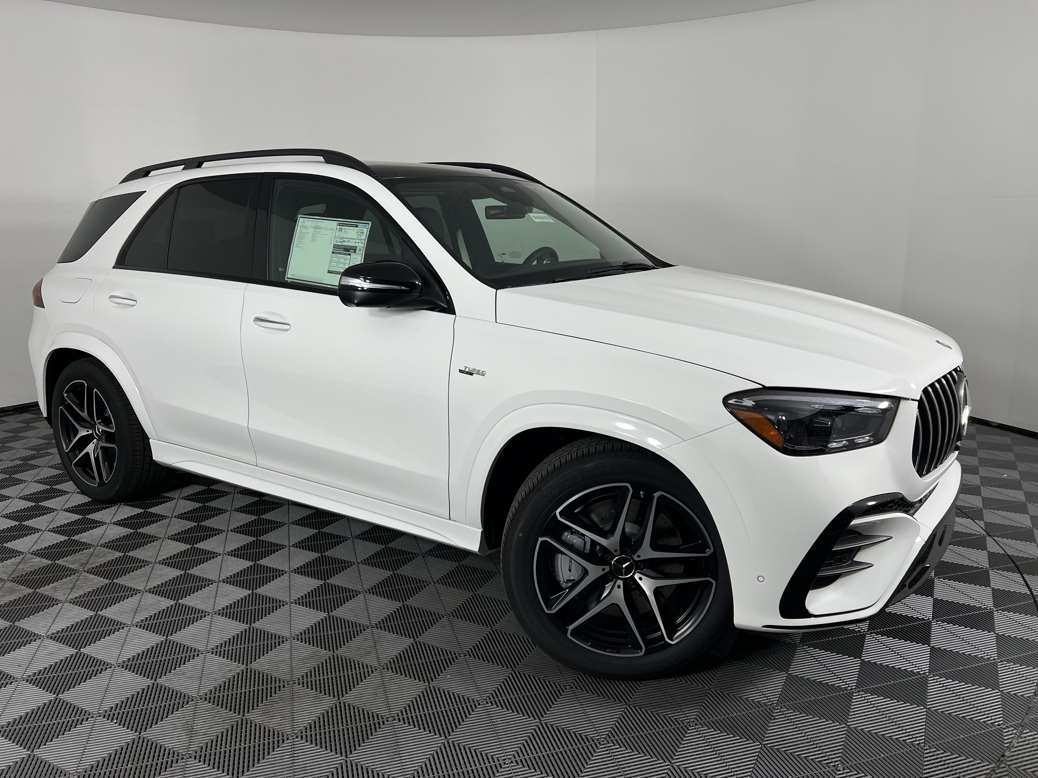 New 2026 Mercedes-Benz GLE 53 AMG 4MATIC image 2