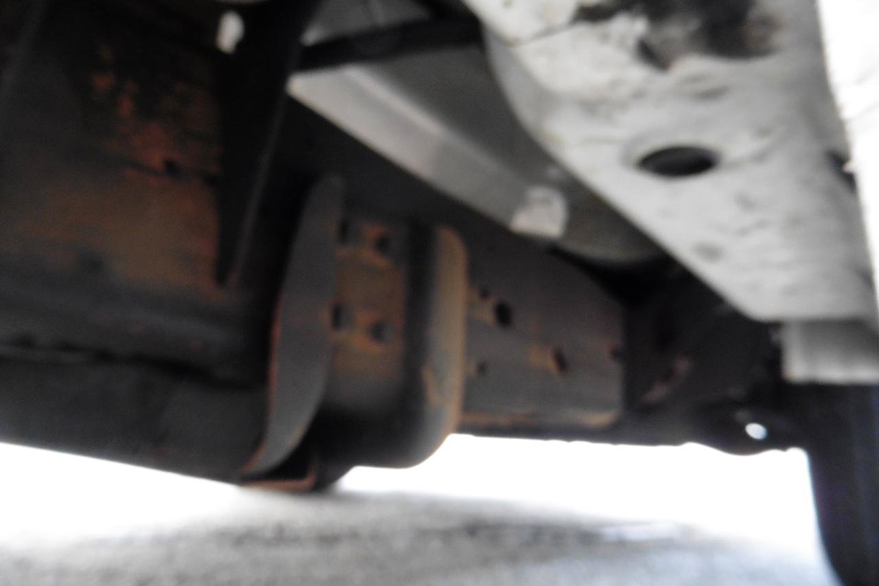 Used 2018 Chevrolet Express 3500 RWD image 13