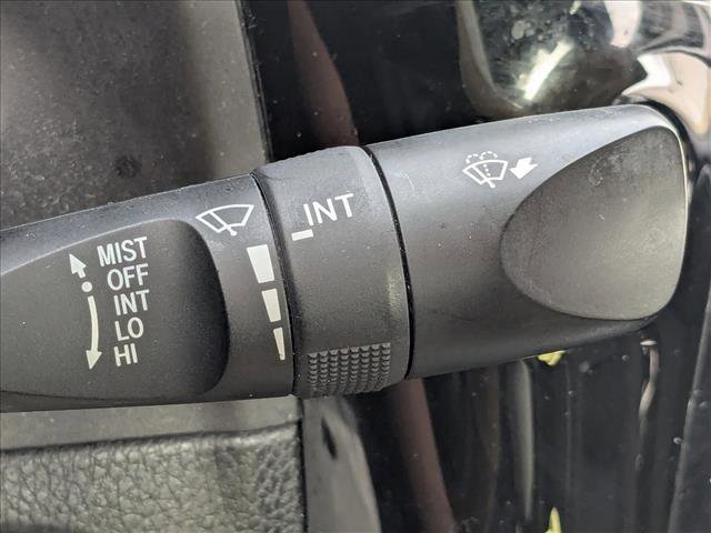 Used 2019 Toyota Corolla LE FWD image 14