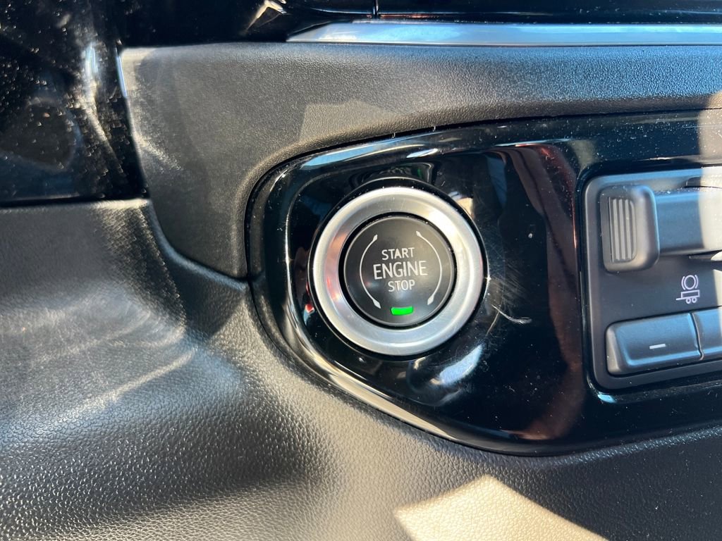 Used 2024 Chevrolet Silverado 2500 LT image 30