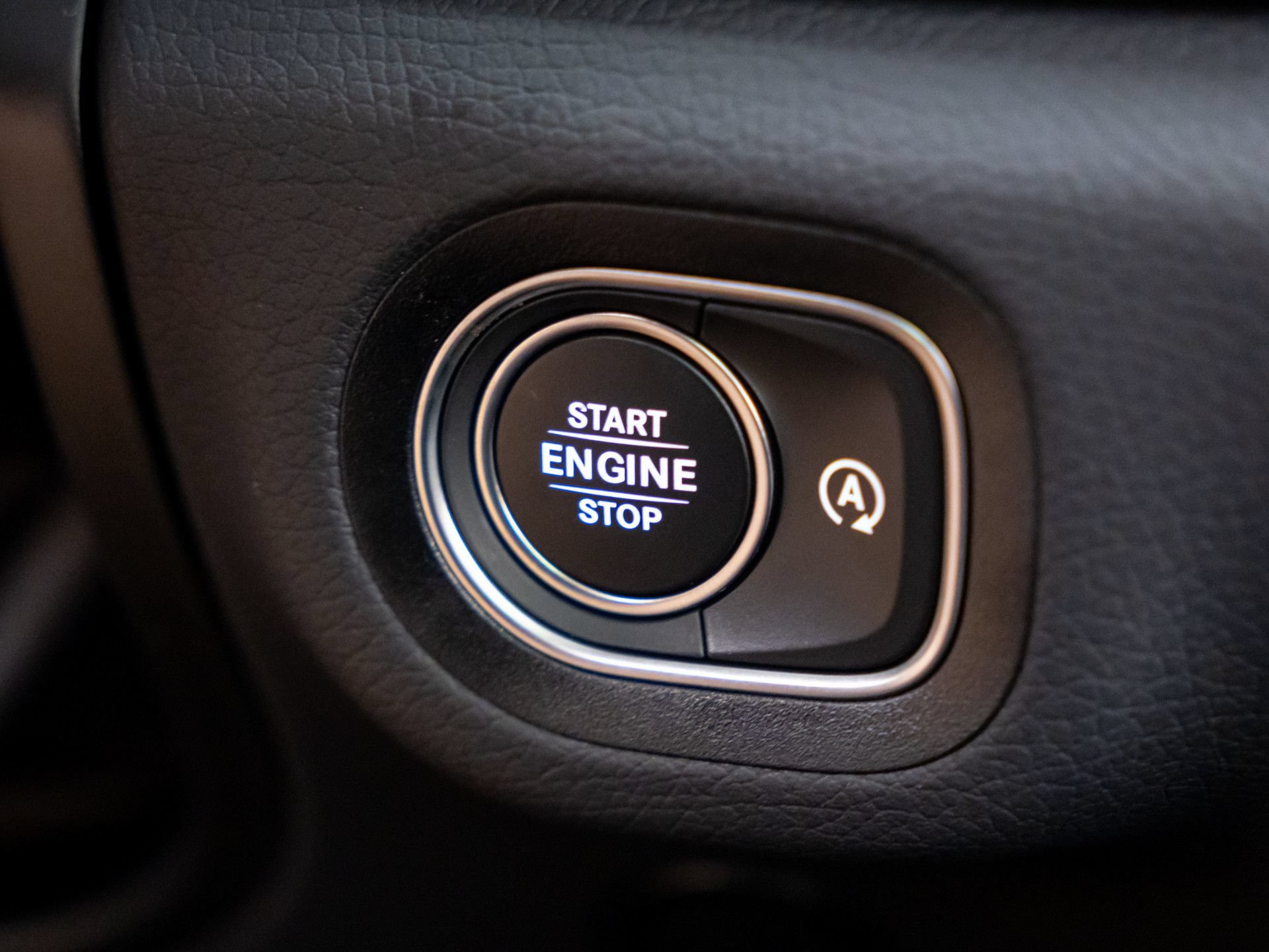 New 2026 Mercedes-Benz GLS 450 4MATIC image 23