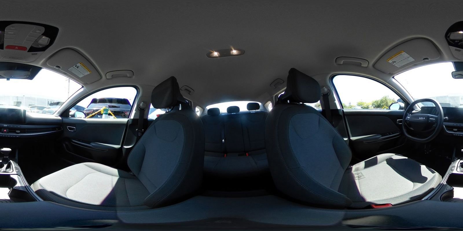 Used 2025 Kia K4 FWD image 41