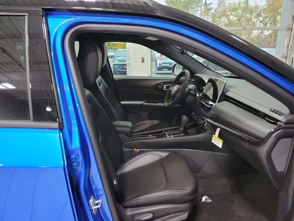 New 2026 Jeep Compass Limited AWD/4WD image 10