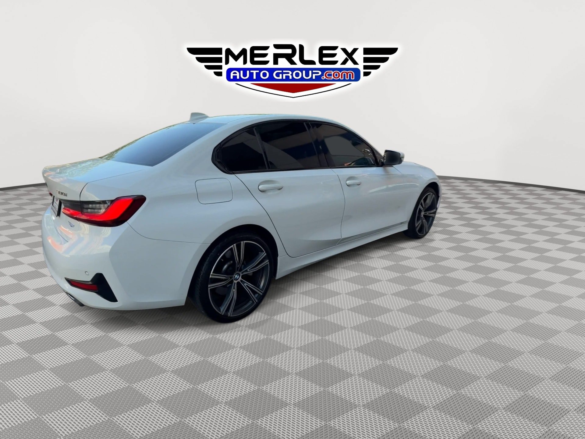 Used 2022 BMW 330i xDrive Sedan w/ Premium Package AWD/4WD image 9