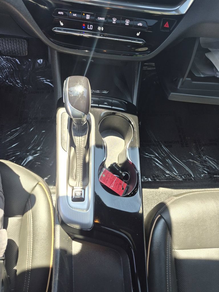 Used 2024 Buick Envista Avenir FWD image 17