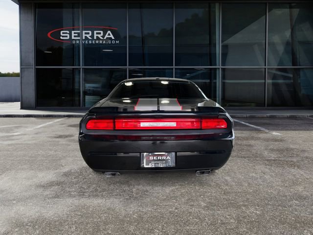 Used 2011 Dodge Challenger RWD image 3