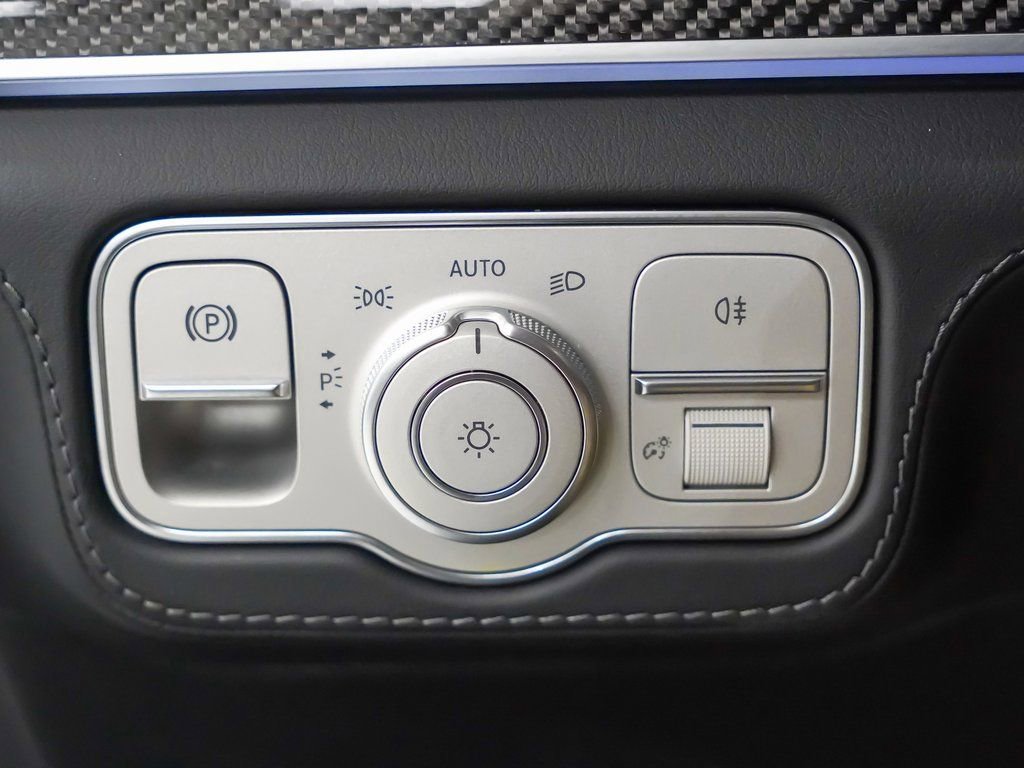 Used 2023 Mercedes-Benz GLS 63 AMG 4MATIC image 25