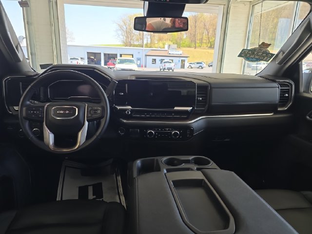Certified 2025 GMC Sierra 1500 SLT AWD/4WD image 7