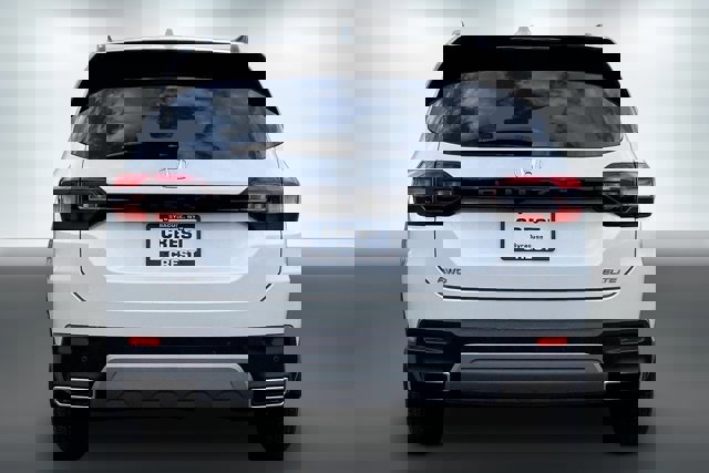 Used 2023 Honda Pilot Elite image 3